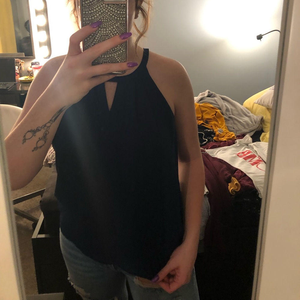 Navy Blue Triangle Keyhole Top - Picture 2 of 3